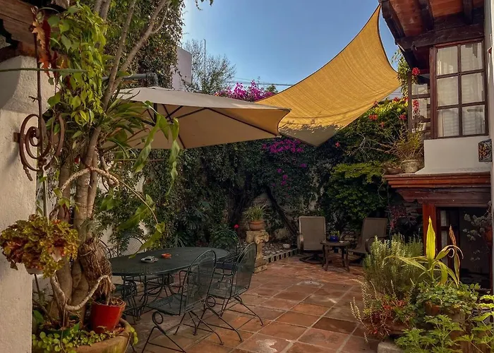 Beautiful And Spacious Colonial Home,
