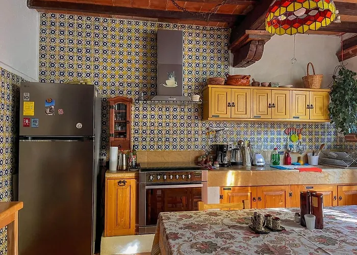 Beautiful And Spacious Colonial Home, * Mexico City