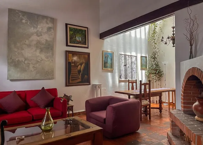 Beautiful And Spacious Colonial Home, Mexico City