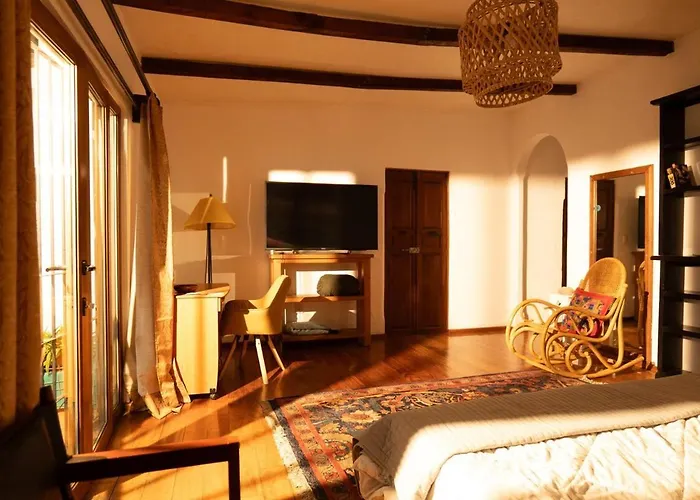 Beautiful And Spacious Colonial Home, *